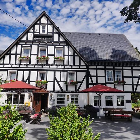 Gasthof Braun Hotel Schmallenberg Buitenkant foto