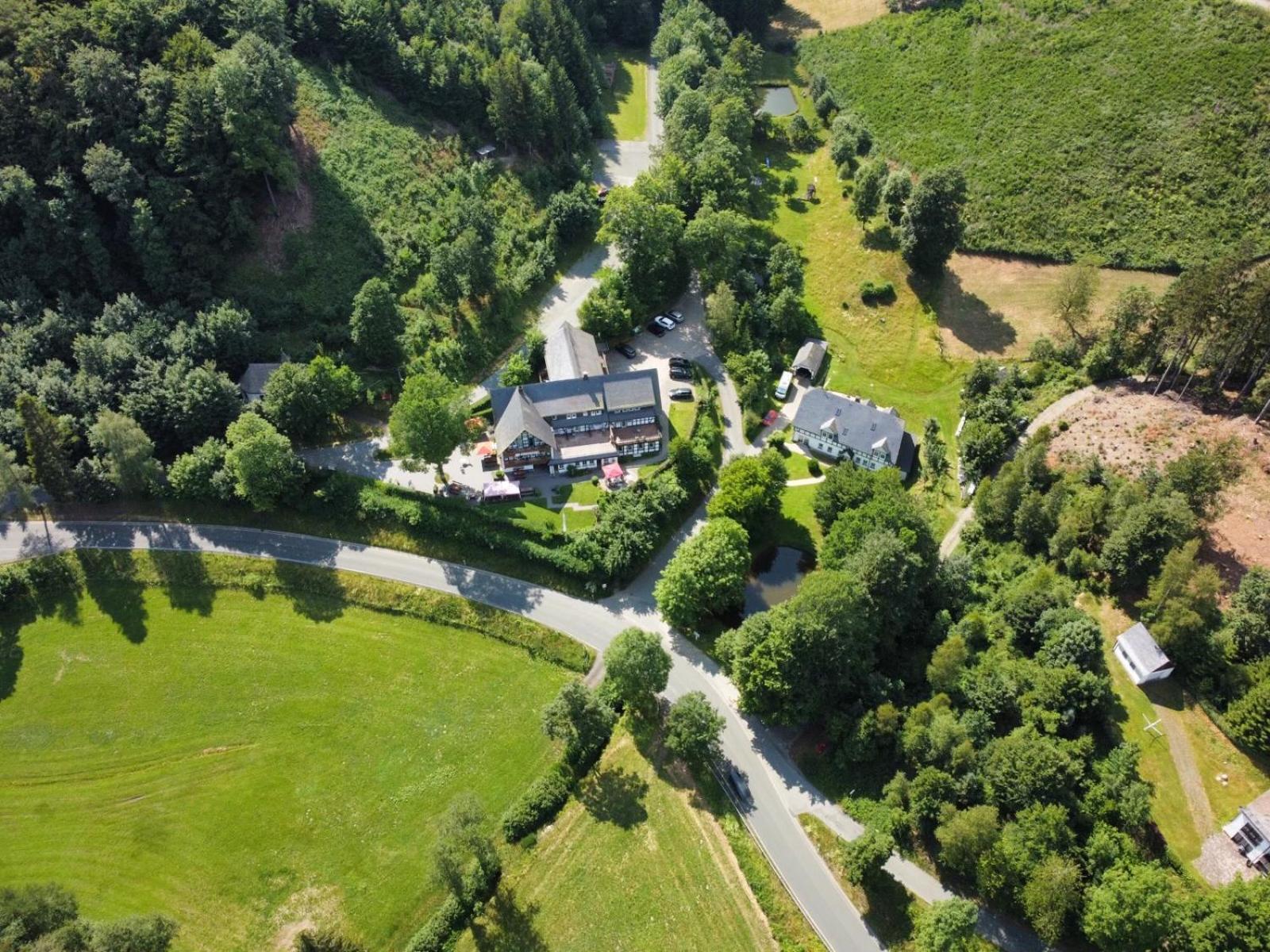 Gasthof Braun Hotel Schmallenberg Buitenkant foto