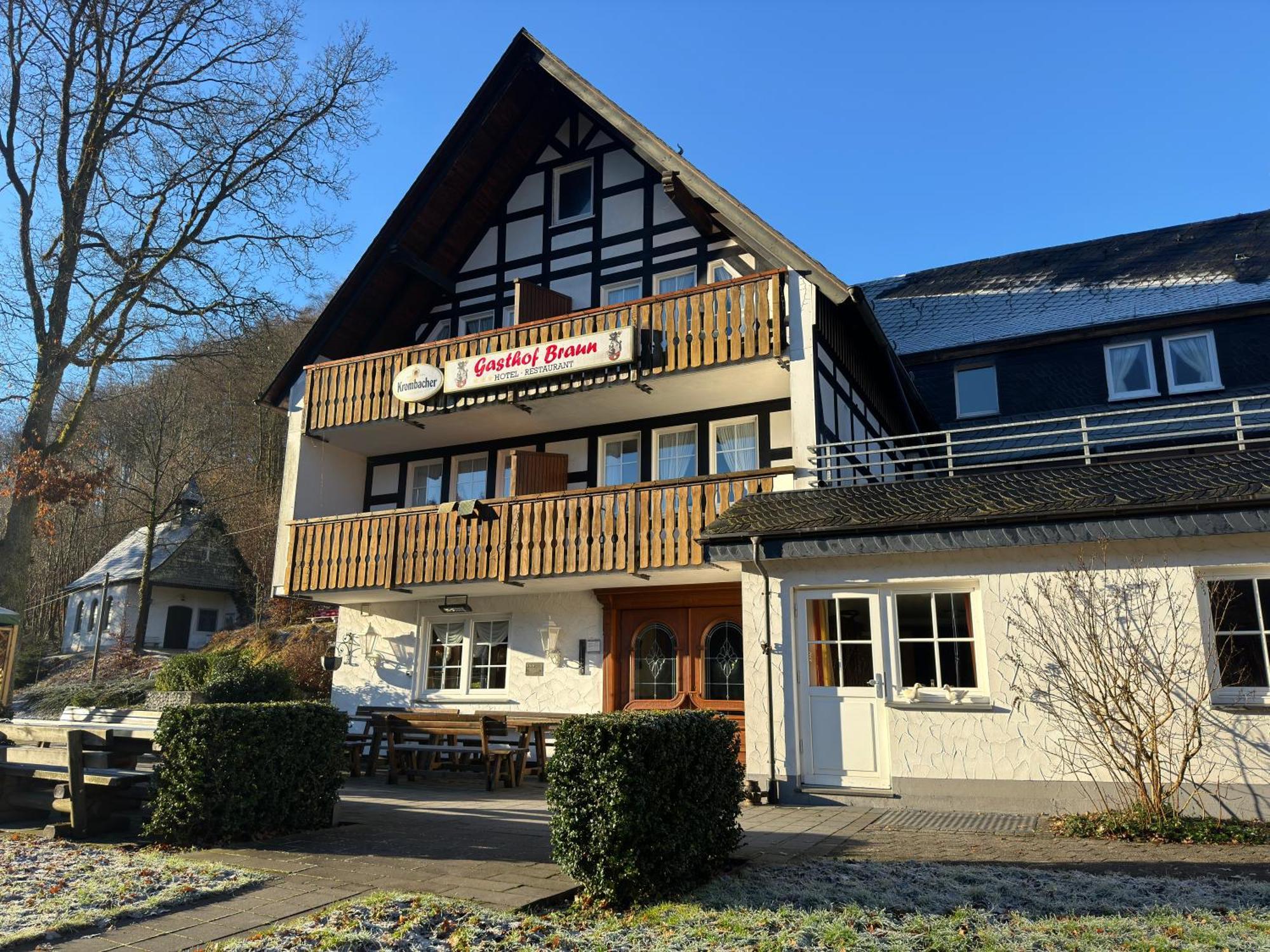 Gasthof Braun Hotel Schmallenberg Buitenkant foto